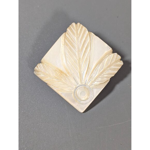 Antique Victorian Carved Style MOP Feather Leaf Pin Brooch C Clasp - Picture 2 of 9